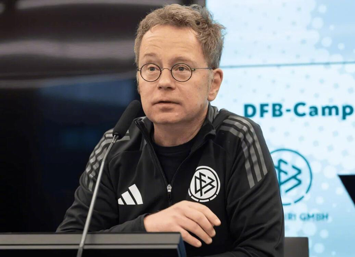 德甲焦点战争议判罚引争