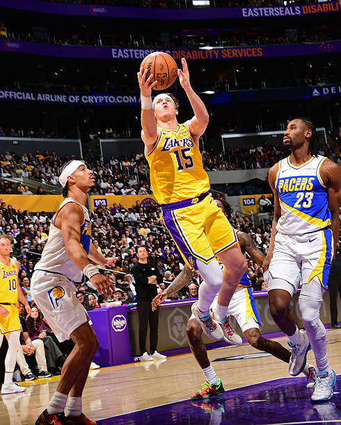 湖人险胜步行者雷霆力克凯尔特人火箭森林狼鏖