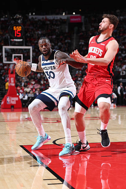 湖人险胜步行者雷霆力克凯尔特人火箭森林狼鏖