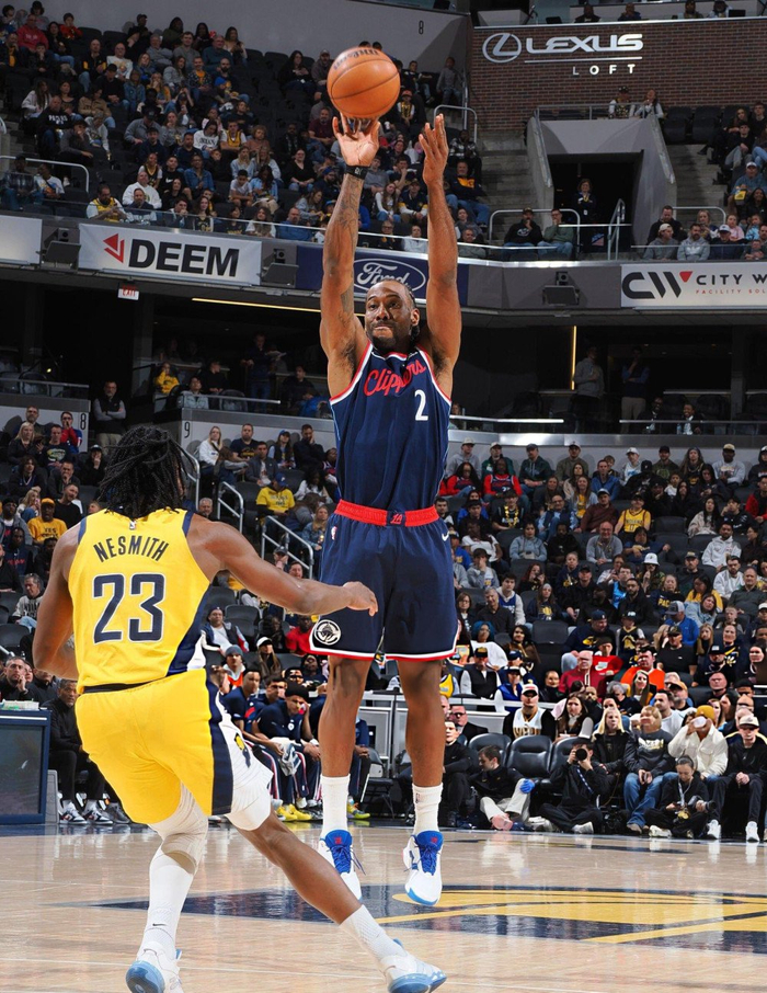 快船绝杀步行者豪取四连胜 莱昂纳德创历史纪录