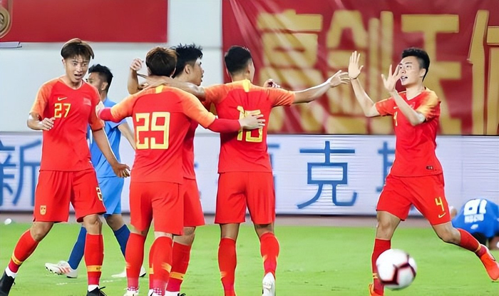 武汉女足亚冠八强惨败水原女足 彭诗梦失误引争