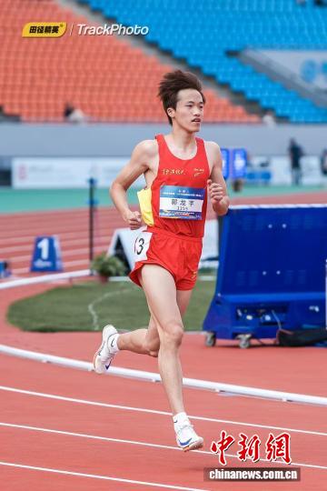 黑龙江两名田径选手钱海峰、郭龙宇入选中国队
